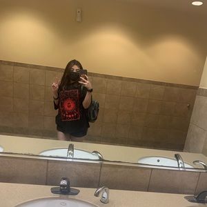 Meet your Posher, Red